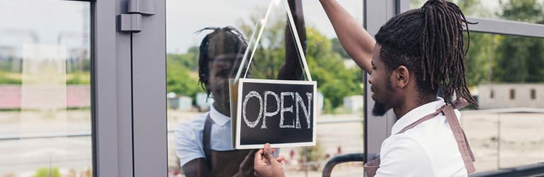 Franchising hero banner V2